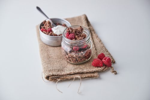 DailyMix Proteinová granola s čokoládou a malinami (7 porcí)